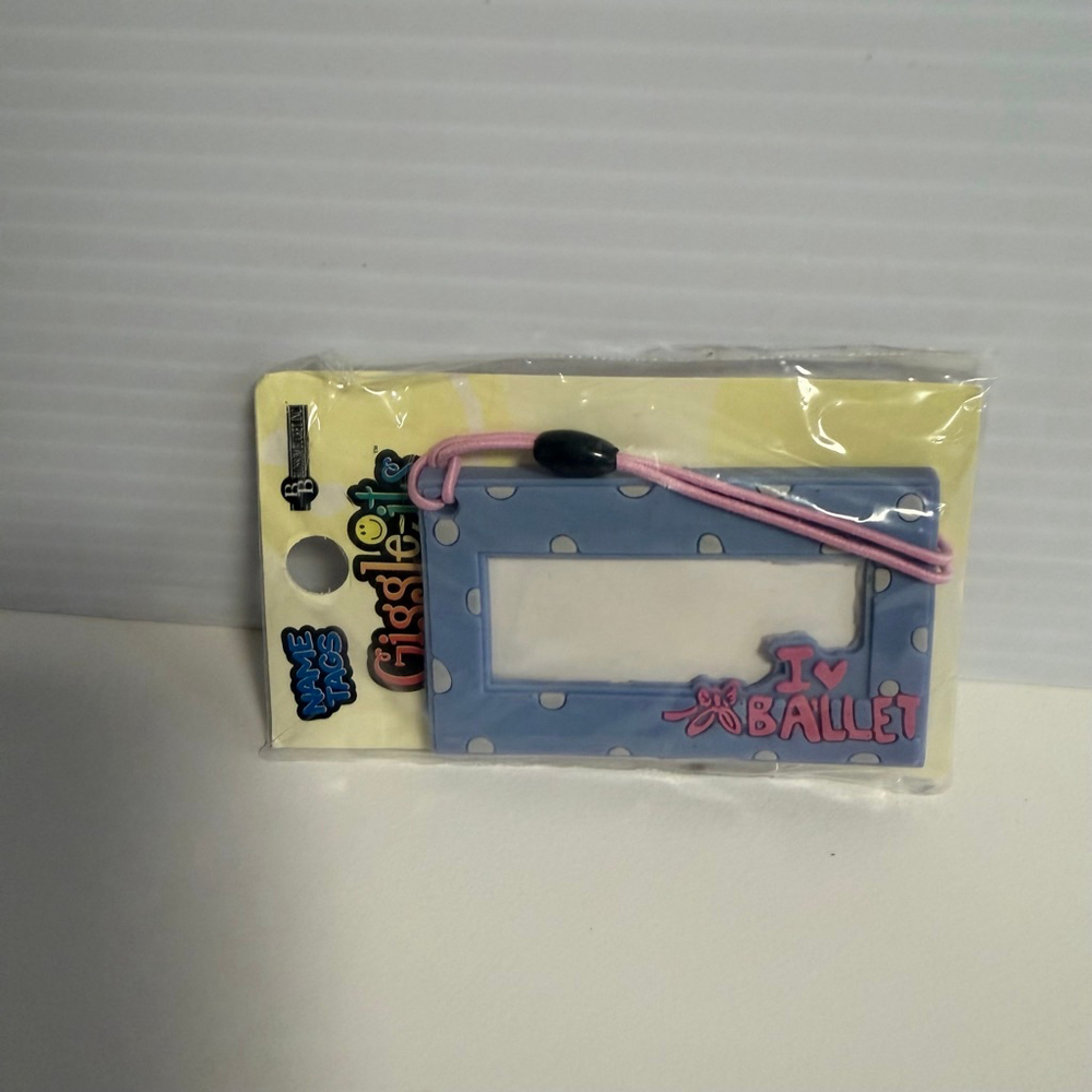 Girls Blossom Bucket, Inc Blue Pink Gigglets Name Tag One Size I love Ballet New - Picture 7 of 9